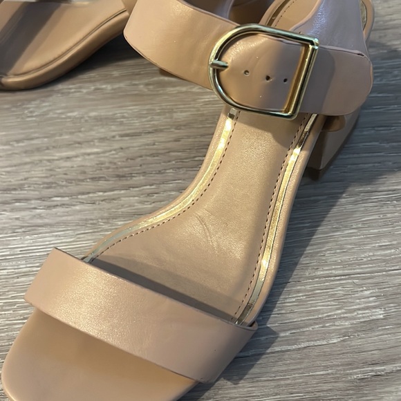 Tan Open Toe Heels - Picture 6 of 10